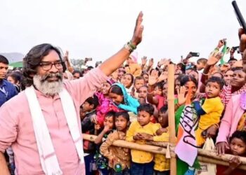 झारखंड: हेमंत सोरेन के आगे BJP का नहीं चला दांव, इन 5 फैक्टर के कारण JMM आगे