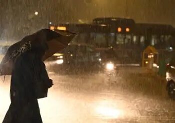 दिल्ली में गर्मी, इन राज्यों में बारिश का अलर्ट जारी!