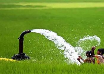 किसानों से जल उपयोग शुल्क वसूलने की कोई योजना नहीं, केंद्र सरकार ने दी आधिकारिक सफाई