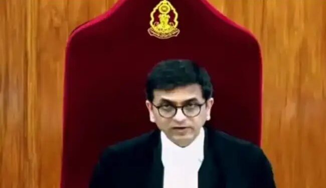 जम्मू एवं कश्मीर को प्राप्त विशेष दर्जे को पुनर्विचार की मांग खारिज हुई