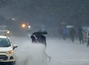 IMD ने इन राज्यों में दी चक्रवात की चेतावनी, जानें डिटेल!