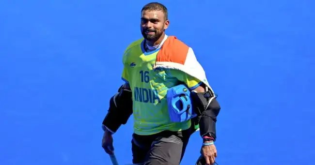 अब हॉकी इंडिया ने पीआर श्रीजेश को सम्मानित किया है. हॉकी इंडिया ने श्रीजेश को 25 लाख