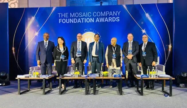 मोजेक और सहगल फाउंडेशन ने मनाई दसवीं वर्षगांठ, इन तीन वैज्ञानिकों को मिल पुरुस्कार!