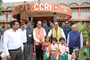 केन्द्रीय कृषि मंत्री शिवराज सिंह चौहान ने भाकृअनुप-सीसीआरआई, नागपुर में प्रगति की समीक्षा की