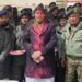 होली मनाने लद्दाख के जवानों के बीच पहुंचे रक्षा मंत्री राजनाथ सिंह, कहा- अपने परिवार’