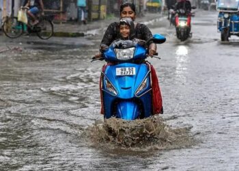 UP Weather Alert: नोएडा, गाजियाबाद, मथुरा समेत इन जिलों में रेड अलर्ट, 25 जुलाई से फिर एक्टिव होगा मॉनसून!