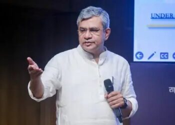 गौतम बुद्ध नगर, उत्तर प्रदेश में ₹417 करोड़ की इलेक्ट्रॉनिक्स मैन्युफैक्चरिंग क्लस्टर को मंजूरी