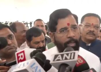 डिप्टी सीएम शिंदे ने औरंगजेब समर्थकों को लेकर दिया बड़ा बयान, पढ़ें पूरी खबर….