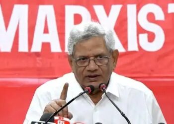 CPIM नेता सीताराम येचुरी की हालात गंभीर, AIIMS के ICU में भर्ती