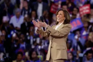 कमला हैरिस ने स्वीकारी चुनाव में उम्मीदवारी, कहा ये भविष्य की लड़ाई है!