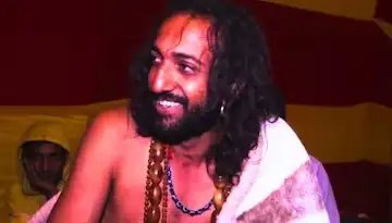 IIT बाबा ने दी सुसाइड की धमकी, मौके पर पहुंची तो पुलिस तो उड़े होश…!