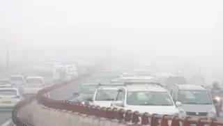 दिल्ली-NCR में कोहरे का ऑरेंज अलर्ट, जानें क्या है मौसम अपडेट?