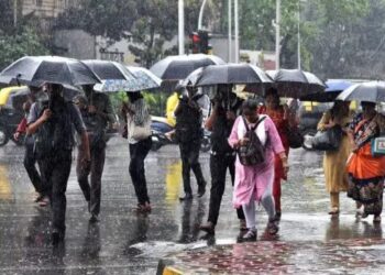 IMD ने जारी की चेतावनी,अगले 4 दिनों तक होगी यूपी में रिकॉर्ड तोड़ बारिश