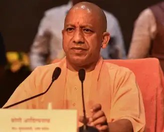 यूपी के 11 जिलों में बाढ़, सीएम योगी ने बुलाई बैठक