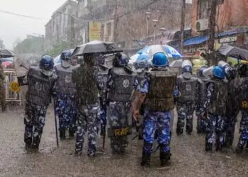 Kolkata:क्या है Nabbana Protest, हुई 6000 पुलिसकर्मी की तैनाती, सड़कों पर उतरे छात्र