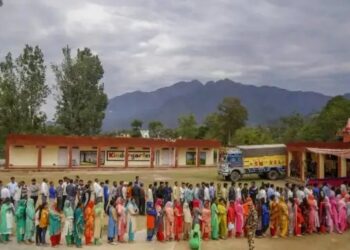 10 साल के बाद हो रहे घाटी में विधानसभा चुनाव, 24 सीटों के लिए अधिसूचना जारी