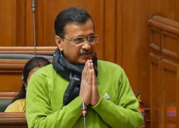 हनुमान मंदिर में पूजा करने के बाद, केजरीवाल करेंगे प्रेस कॉन्फ्रेंस और रोड शो