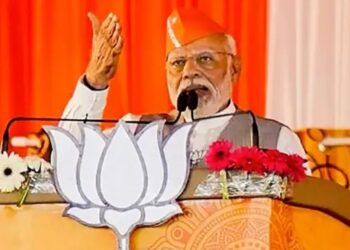 झारखंड: पीएम मोदी का वार, कहा– कांग्रेस सरकार आतंकी हमले को लेकर दुनियाभर में रोती थी