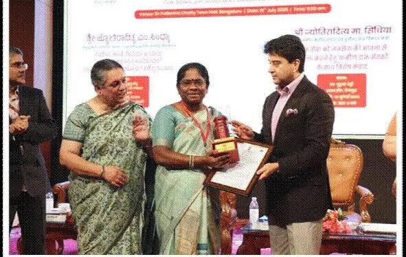 केंद्रीय मंत्री ने ग्रामीण डाक सेवकों को बताया ग्रामीण भारत की संचार कड़ी, पोस्ट ऑफिस को बनाएंगे ‘सिटीजन हब’