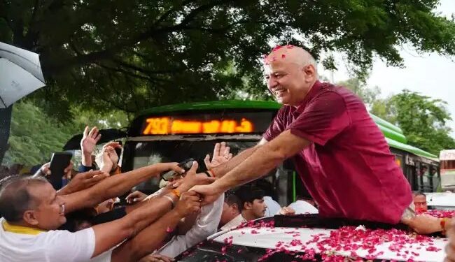 14 अगस्त को दिल्ली की सड़कों पर उतरेंगे मनीष सिसोदिया, चुनाव के लिए शुरु की तैयारी