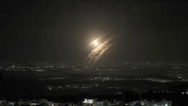 इजरायल ने ईरान के 7 प्रांतों पर किया हमला, जानें ईरान को कितना पहुंचा नुकसान