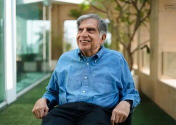 मुबंई के ब्रीच कैंडी हॉस्पिटल में एडमिट हुए दिग्गज बिजनेसमैन रतन टाटा