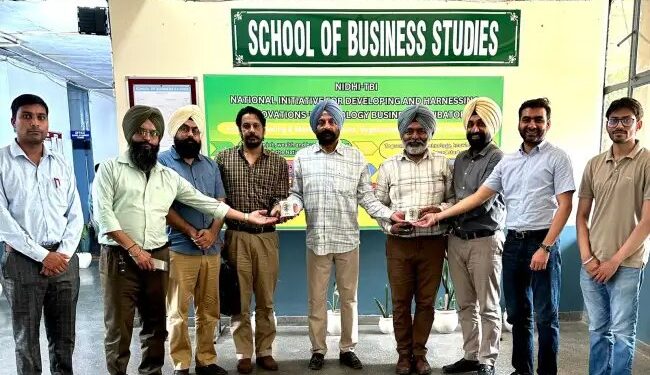 कृषि नवाचार को बढ़ावा देने के लिए एग्री-टेक उद्यमियों ने किया का पीएयू दौरा