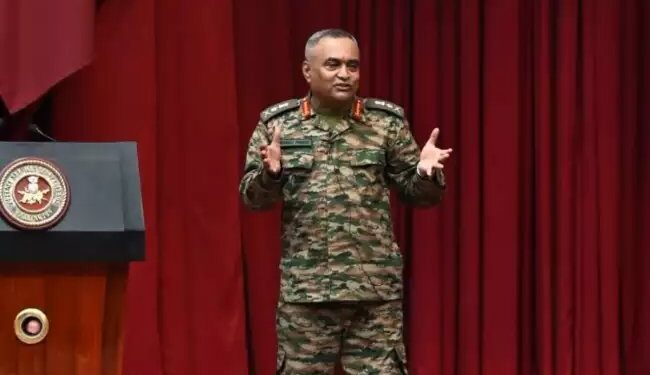 थलसेना प्रमुख जनरल मनोज पांडे ने 79वां स्टाफ कोर्स कर रहे अधिकारियों को संबोधित किया