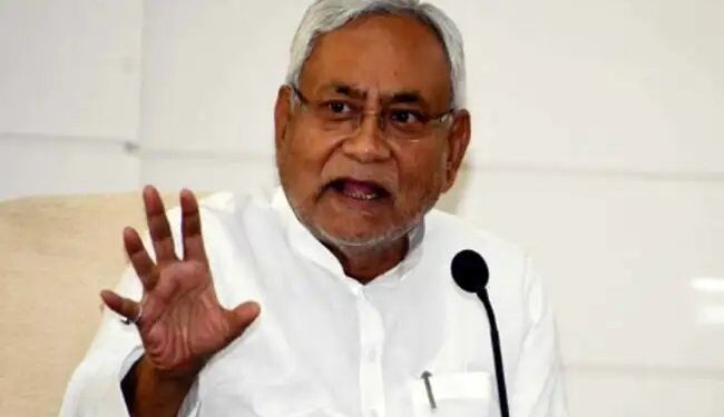 शिक्षा – स्वास्थ्य पर पिछड़ी नीतीश कुमार सरकार, बिहार सरकार पर लग रहे गंभीर आरोप