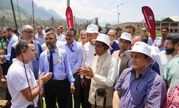 केंद्रीय कृषि मंत्री शिवराज सिंह चौहान ने SKUAST-K का दौरा किया