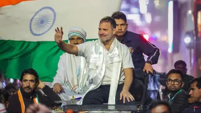 54 साल के हुए Rahul Gandhi , राजनीति में बनाई अलग पहचान, ऐसे जीता लोगों का दिल