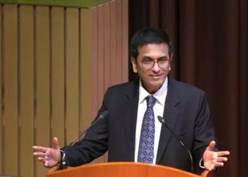 HC के 17 जजों की CJI को चिठ्टी, निजी लाभ और राजनीतिक जाल से बचें….’