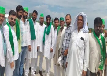 टोल प्लाजा पर भारतीय किसान यूनियन क्रांति का प्रदर्शन, संगठन पदाधिकारियों के वाहनों को न रोकने की रखी मांग