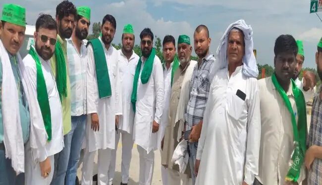 टोल प्लाजा पर भारतीय किसान यूनियन क्रांति का प्रदर्शन, संगठन पदाधिकारियों के वाहनों को न रोकने की रखी मांग