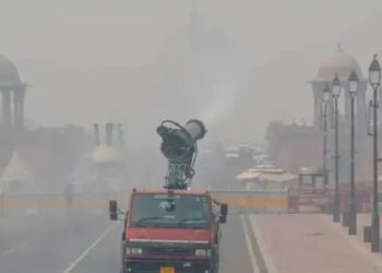 दिल्ली- NCR से हटी GRAP- 3 पांबदियां, लेवल पर आया प्रदूषण का स्तर