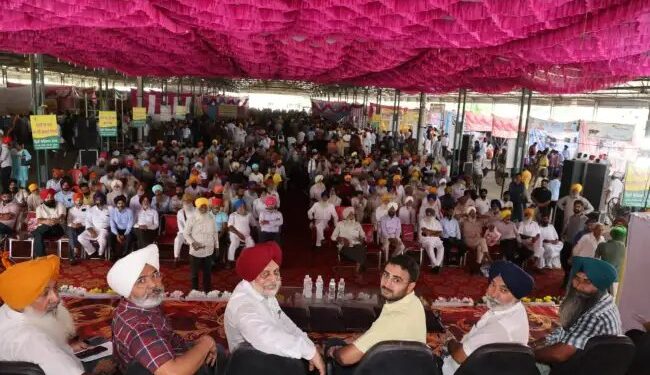 केवीके अमृतसर में गतिशील किसान-वैज्ञानिक बातचीत के साथ पीएयू किसान मेला श्रृंखला शुरू