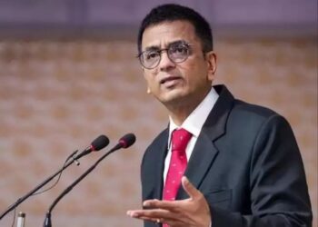 CJI चंद्रचूड़ ने की सरकार द्वारा लाए गए तीन नए कानूनों की तारीफ