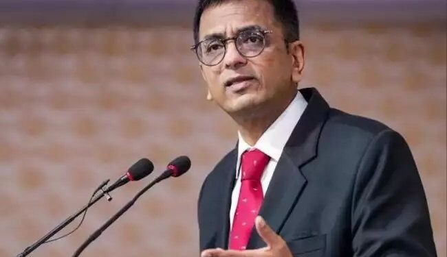 CJI चंद्रचूड़ ने की सरकार द्वारा लाए गए तीन नए कानूनों की तारीफ