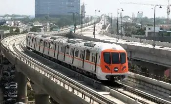 त्योहारों में पतंग उड़ाने को लेकर डीएमआरसी ने जारी की एडवाइजरी