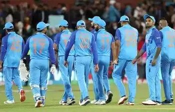 38 साल बाद कश्मीर में जम रहा क्रिकेट माहौल, ये दिग्गज मचाएंगे धमाल