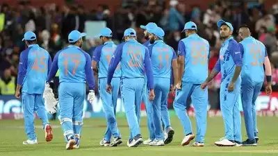 38 साल बाद कश्मीर में जम रहा क्रिकेट माहौल, ये दिग्गज मचाएंगे धमाल