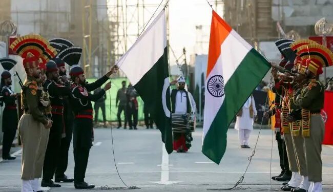 भारत के एक्शन से बचने के लिए पाकिस्तान की तैयारी, बंद किए 1 हजार मदरसे