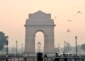 हिमाचल में शीतलहर का अलर्ट, इन राज्यों में तापमान बढ़ा, जानें क्या है मौसम अपडेट?