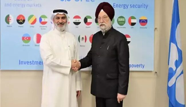 पेट्रोलियम मंत्री हरदीप एस पुरी ने ओपेक महासचिव से बात की