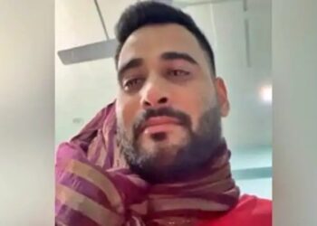 आगरा में IT कंपनी के मैनेजर ने रोते हुए बनाया वीडियो पत्नी पर लगाए उत्पीड़न के आरोप, दे दी जान