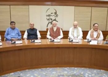 मोदी कैबिनेट का संदेश: ‘आपातकाल भारत का काला अध्याय’, दो मिनट का मौन रखा गया