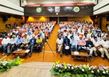 पीएयू में PMFME योजना पर कॉन्क्लेव का आयोजन, कृषि मंत्री गुरमीत सिंह खूडियां ने डेयरी व्यवसाय में विविधता लाने पर दिया जोर