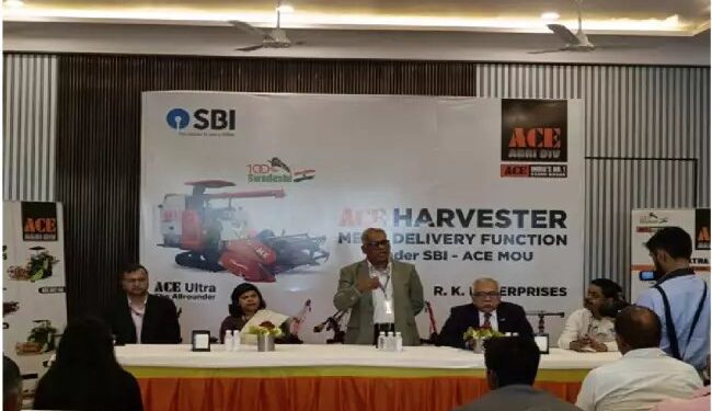 ऐस ने अपने ग्राहकों के लिए हार्वेस्टर मेगा डिलीवरी कार्यक्रम का आयोजन किया