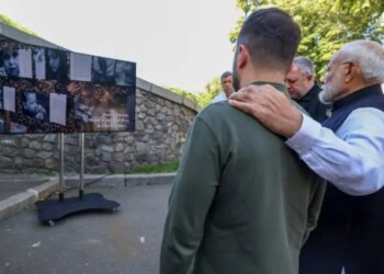 कीव पहुंचे PM MODI, जेलेंस्की की कंधे पर हाथ रख दिया आश्वासन