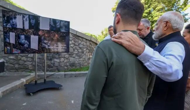 कीव पहुंचे PM MODI, जेलेंस्की की कंधे पर हाथ रख दिया आश्वासन